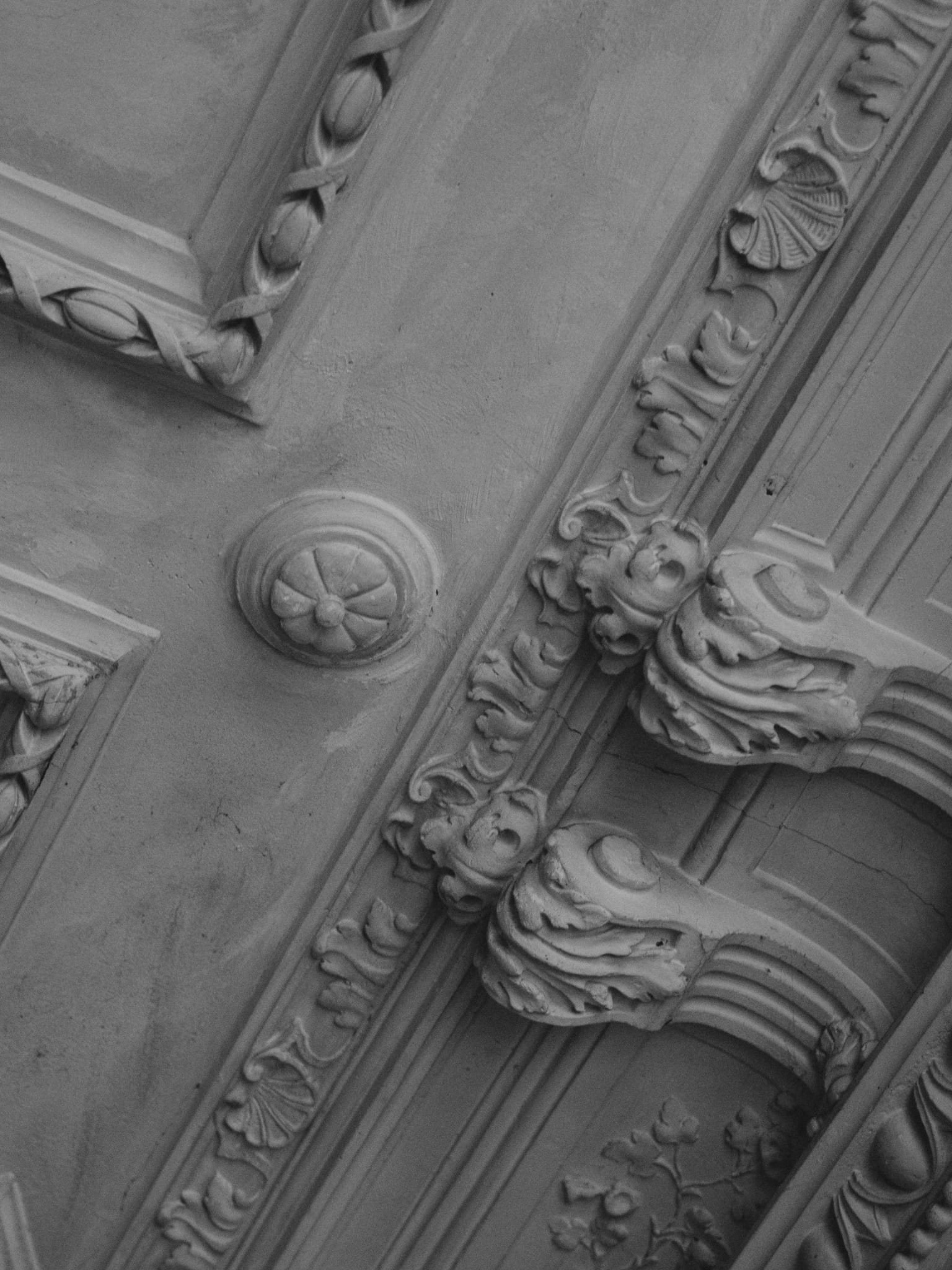 Stuckdetail an einer historischen Decke